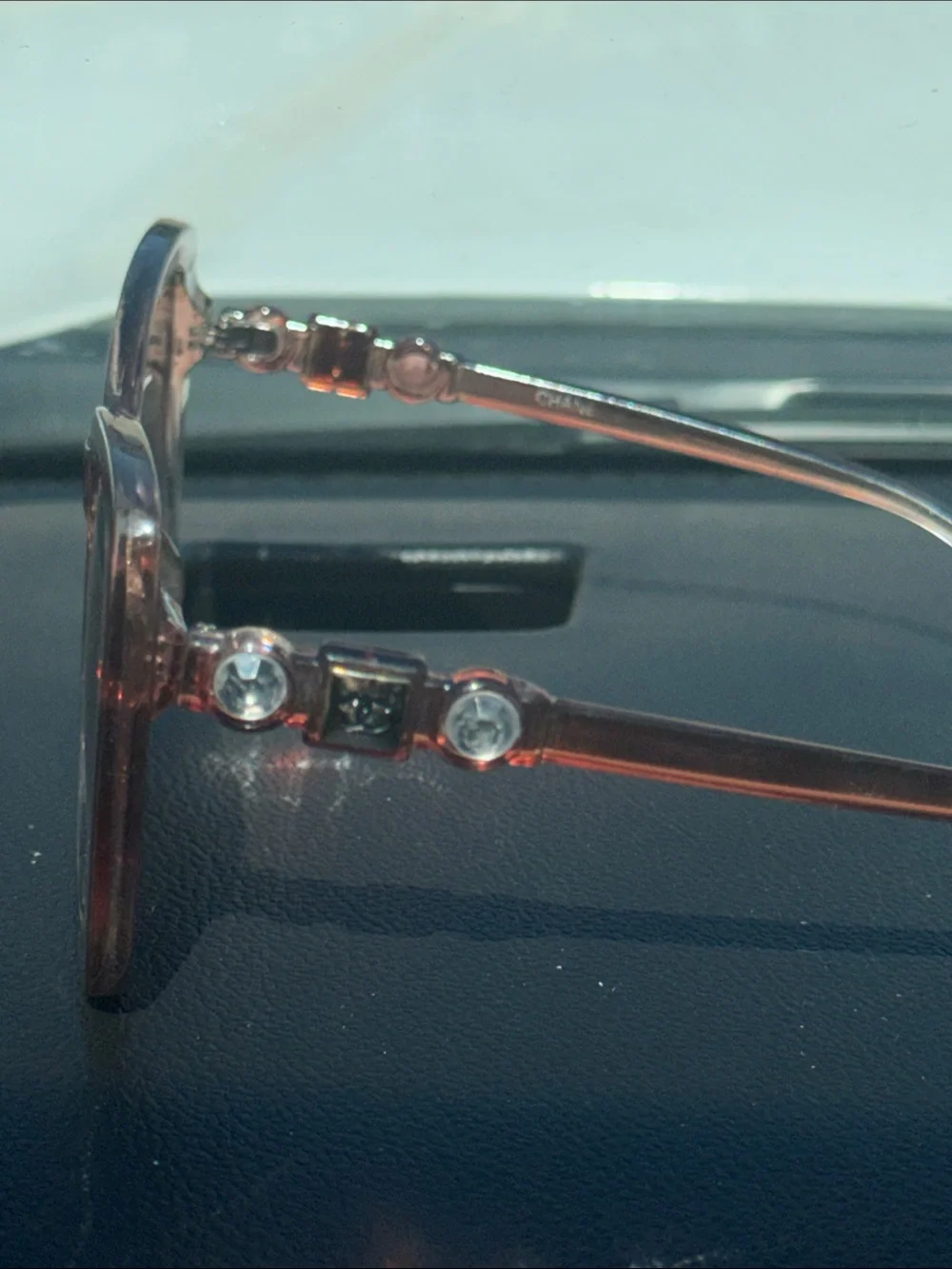 CHANEL Oversized Translucent Tortoiseshell Frames - Brown - Picture 2 of 2